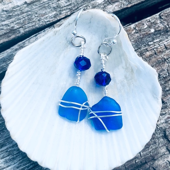 Jewelry - 🐳 3/$20 Cobalt Sea Earrings